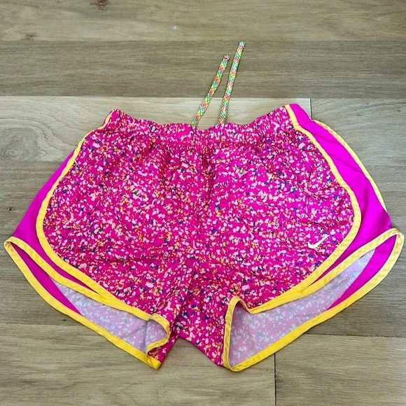 Medium Nike Dri-fit shorts - Picture 1 of 3